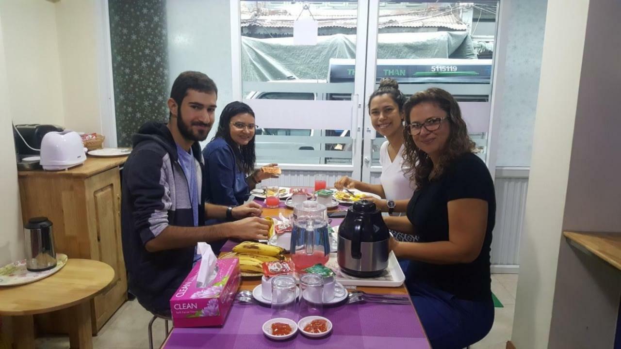 November Hostel Γιανγκόν Εξωτερικό φωτογραφία